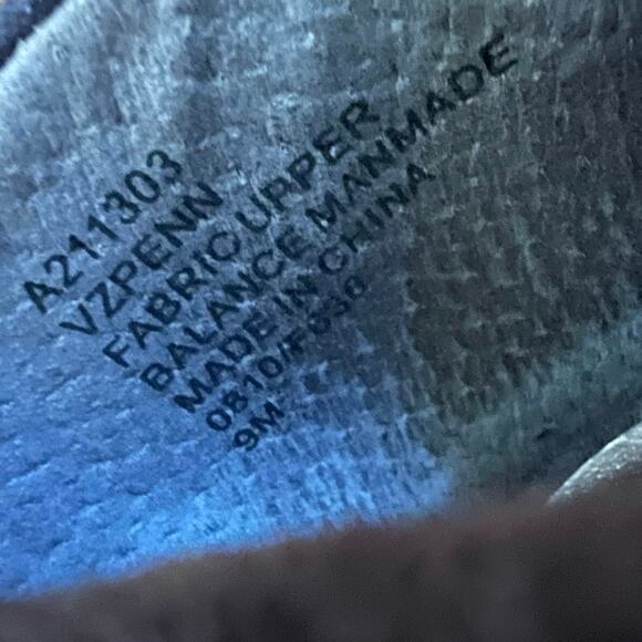 Kathy Van Zeeland Gray Faux Suede Embellished Ankle Booties Size 9M 4.2in Heel - Picture 11 of 16